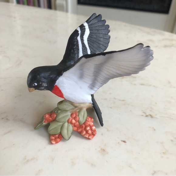 Handcrafted Christmas Ornament GROSBEAK - Picture 8 of 13